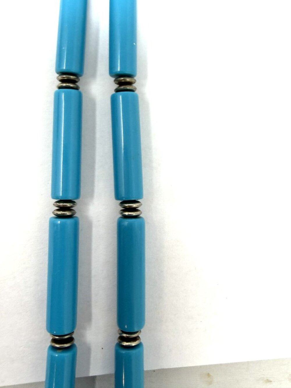 Vintage Southwest Style Necklace 30” Turquoise-Blue Acrylic & Silver-Tone Beaded - Picture 7 of 9